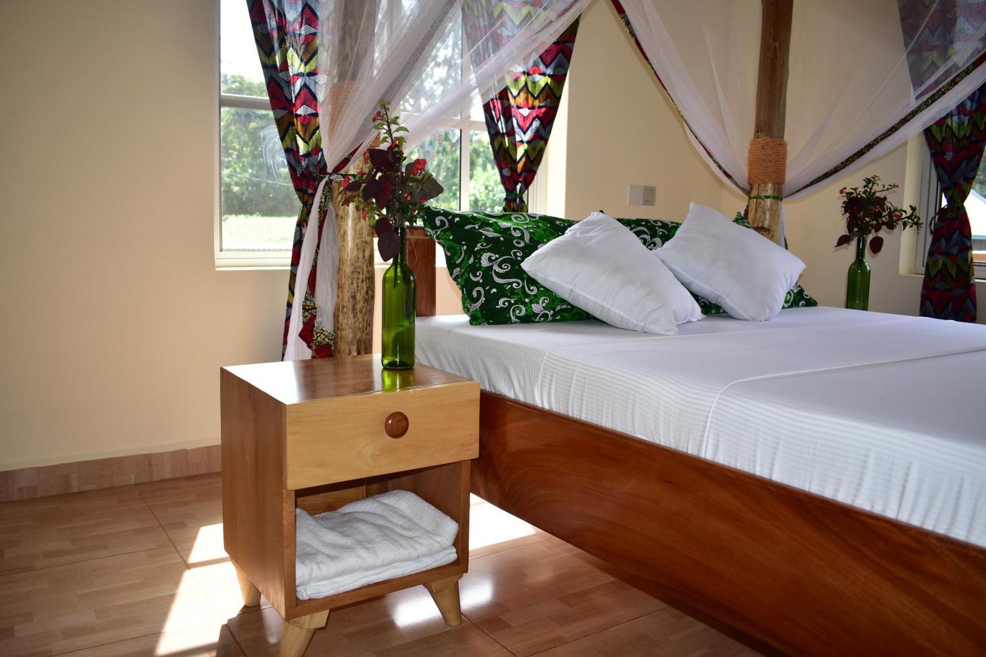 Kilimanjaro Accommodation Msaranga Экстерьер фото