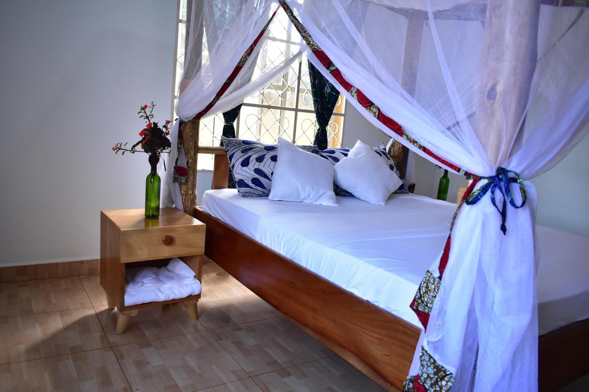 Kilimanjaro Accommodation Msaranga Экстерьер фото
